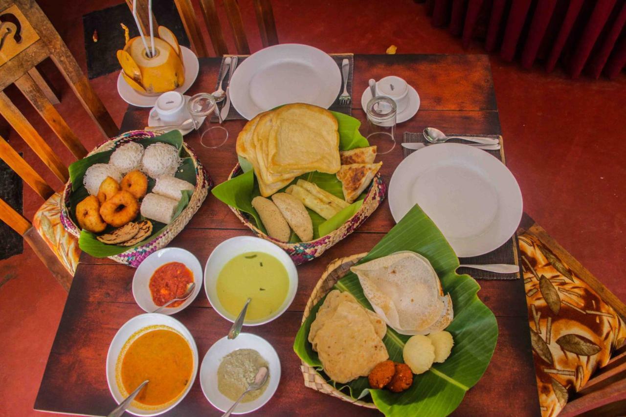 Hungry Lion Resort Sigiriya Bagian luar foto